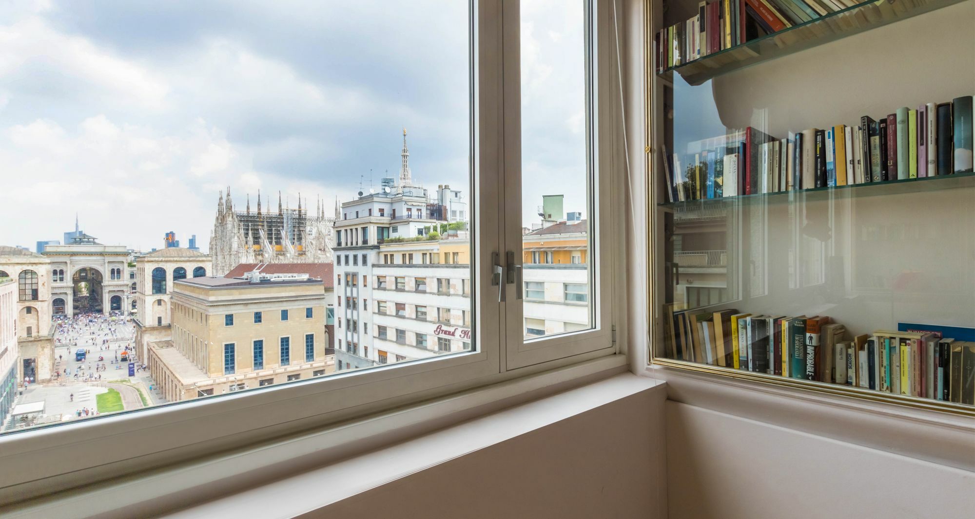 Hintown Duomo Amazing View. Apartment Милано Екстериор снимка